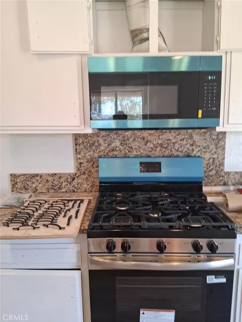 Kitchen - 22304 Lone Eagle, Apple Valley, CA 92308 photo 1 of 1