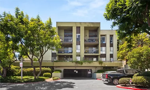 805 Temple Ter #301, Los Angeles, CA 90042
