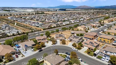View/Area - 804 Amadova Dr, Perris, CA 92571 photo 4 of 5