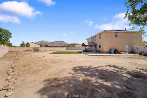 Exterior - 804 Amadova Dr, Perris, CA 92571 photo 7 of 8