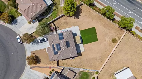 View/Area - 804 Amadova Dr, Perris, CA 92571 photo 3 of 5