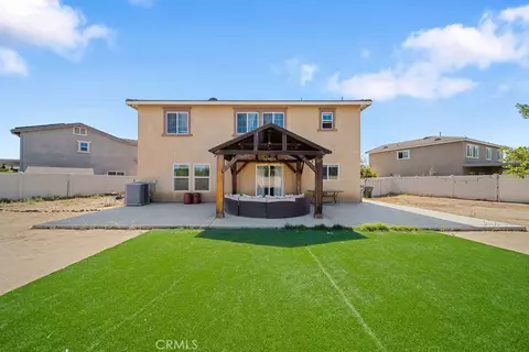 Exterior - 804 Amadova Dr, Perris, CA 92571 photo 5 of 8