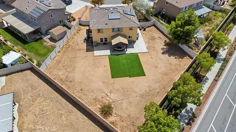 View/Area - 804 Amadova Dr, Perris, CA 92571 photo 2 of 5
