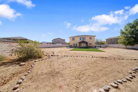 Exterior - 804 Amadova Dr, Perris, CA 92571 photo 8 of 8