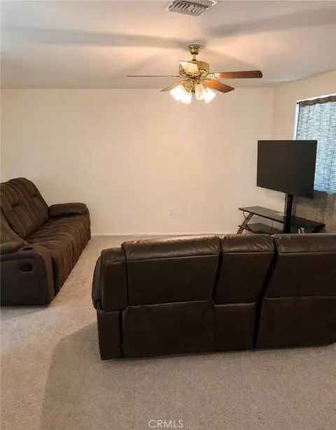 1076 Occidental Cir, Redlands, CA 92374 photo 5