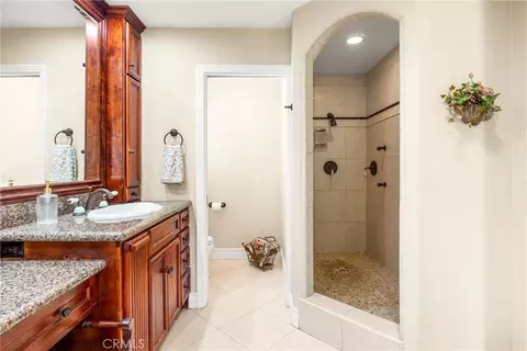 Bath - 1328 Loma Sola, Upland, CA 91786 photo 3 of 4