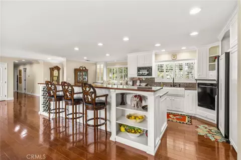 Kitchen - 1328 Loma Sola, Upland, CA 91786 photo 6 of 6
