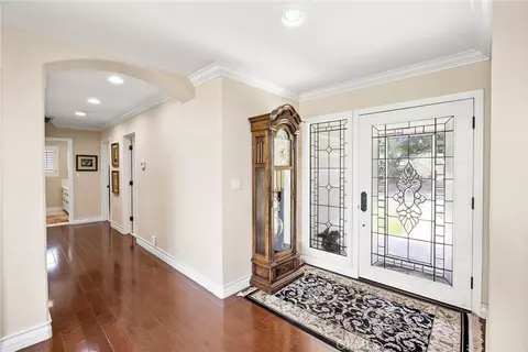 Entry Way - 1328 Loma Sola, Upland, CA 91786 photo 3 of 4