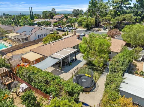 View/Area - 2468 Burt St, Upland, CA 91784 photo 6 of 8