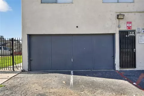 Exterior - 3546 20th St, Highland, CA 92346 photo 5 of 5