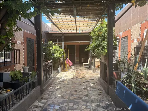 2949 S Harcourt, Los Angeles, CA 90016