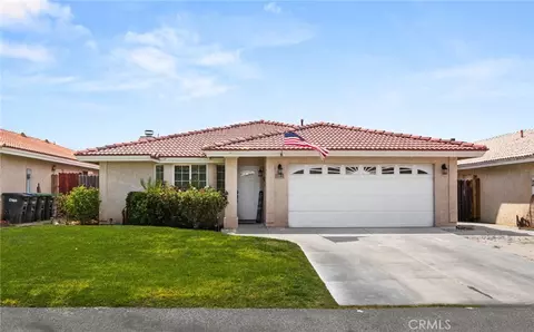 Exterior - 9588 Mountain Pine Ct, Phelan, CA 92371 photo 3 of 8