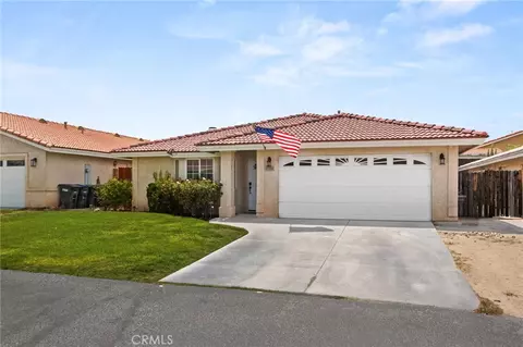 Exterior - 9588 Mountain Pine Ct, Phelan, CA 92371 photo 4 of 8