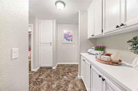 Entry Way - 9588 Mountain Pine Ct, Phelan, CA 92371 photo 2 of 2