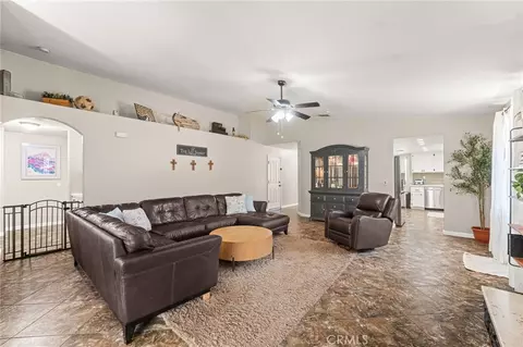 Other - 9588 Mountain Pine Ct, Phelan, CA 92371 photo 4 of 7