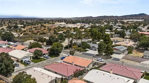 View/Area - 9588 Mountain Pine Ct, Phelan, CA 92371 photo 5 of 5