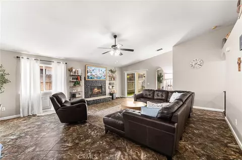 Other - 9588 Mountain Pine Ct, Phelan, CA 92371 photo 2 of 7