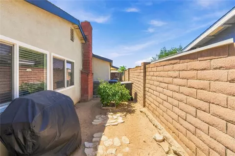 Exterior - 4263 Baggett, Riverside, CA 92505 photo 13 of 13