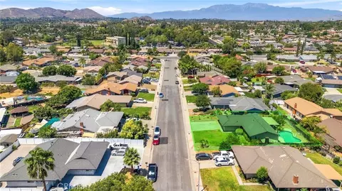 View/Area - 4263 Baggett, Riverside, CA 92505 photo 7 of 13