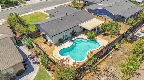 View/Area - 4263 Baggett, Riverside, CA 92505 photo 5 of 13