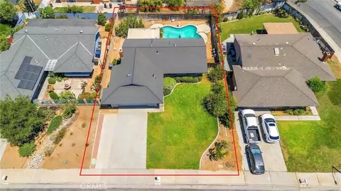 View/Area - 4263 Baggett, Riverside, CA 92505 photo 1 of 13
