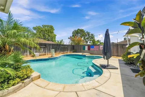 Exterior - 4263 Baggett, Riverside, CA 92505 photo 8 of 13