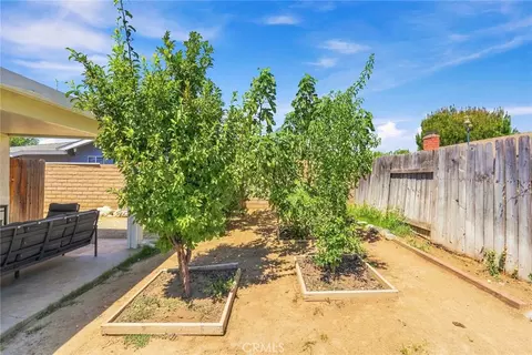 Exterior - 4263 Baggett, Riverside, CA 92505 photo 9 of 13