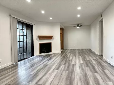 10220 De Soto Ave #6, Chatsworth, CA 91311