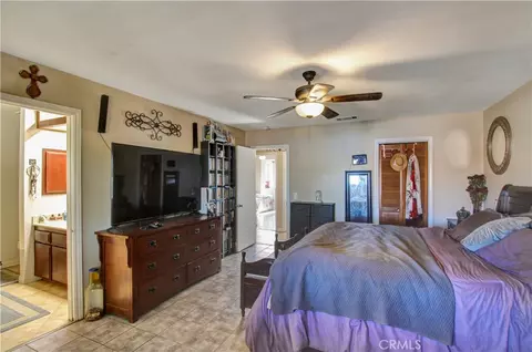 Bedroom - 7831 Pismo Ave, Hesperia, CA 92345 photo 7 of 10
