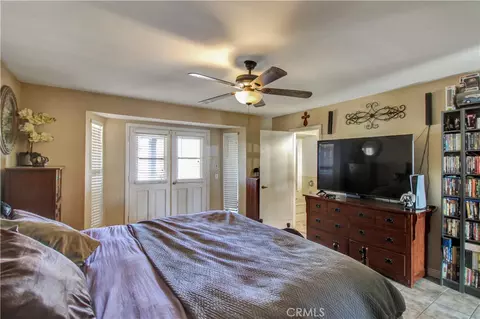Bedroom - 7831 Pismo Ave, Hesperia, CA 92345 photo 8 of 10