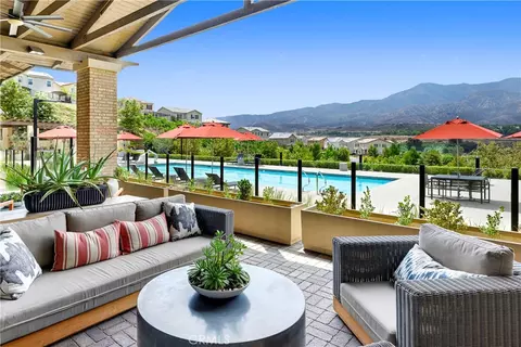 View/Area - 11547 Explorer Ct, Corona, CA 92883 photo 3 of 4