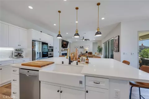 Kitchen - 11547 Explorer Ct, Corona, CA 92883 photo 5 of 9