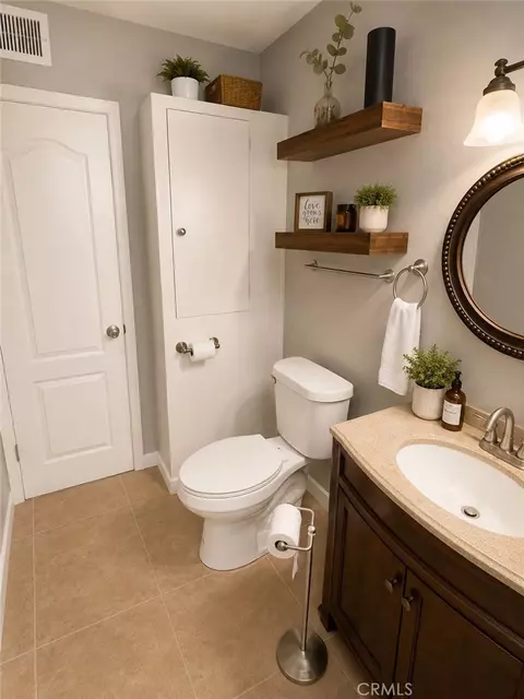 Bath - 12664 Esther, Boron, CA 93516 photo 1 of 2