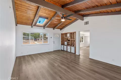 Living - 21932 Standing Rock Ave, Apple Valley, CA 92307 photo 2 of 5