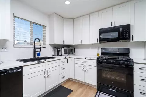 Kitchen - 6241 Filkins Ave, Rancho Cucamonga, CA 91737 photo 2 of 4