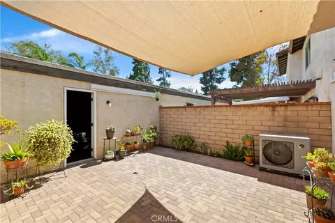 Exterior - 8714 Lincoln Ave, Riverside, CA 92504 photo 5 of 9
