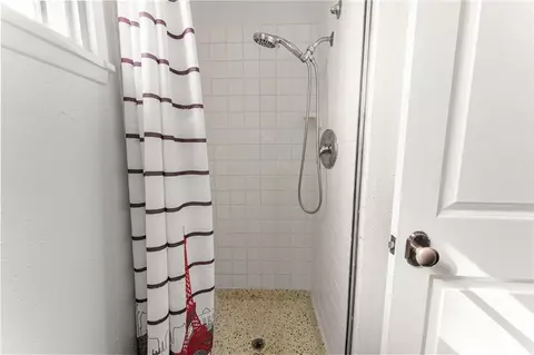 Bath - 6332 Cherokee, Westminster, CA 92683 photo 3 of 3