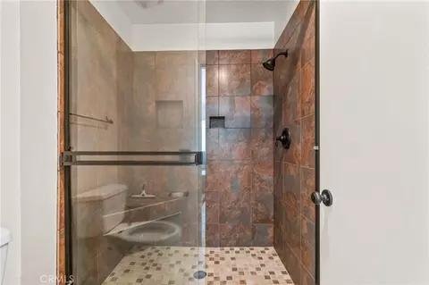 Bath - 10132 Saddlehill Ter, Rancho Cucamonga, CA 91737 photo 5 of 5