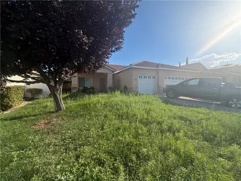13997 Dahlia Dr, Victorville, CA 92392
