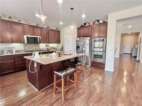 Kitchen - 45804 Corte Mislanca, Temecula, CA 92592 photo 1 of 7