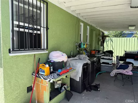 Exterior - 126 N Magnolia Ct, Compton, CA 90220 photo 4 of 5