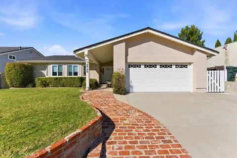 29159 Lotusgarden Dr, Canyon Country, CA 91387