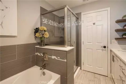 Bath - 1150 W Aster St, Upland, CA 91786 photo 2 of 4