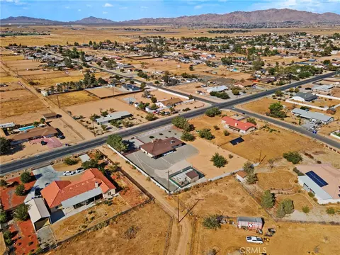 View/Area - 20971 Thunderbird Rd, Apple Valley, CA 92307 photo 6 of 6