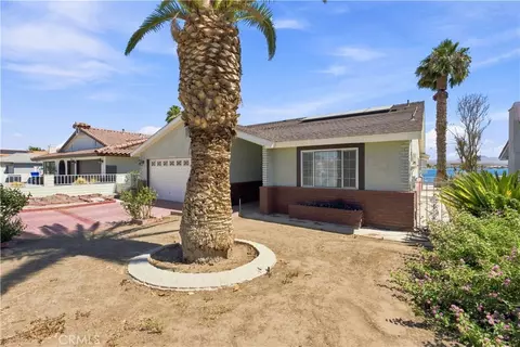 Exterior - 14515 Rivers Edge, Helendale, CA 92342 photo 2 of 7