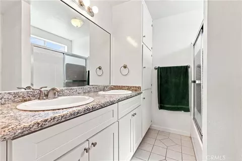 Bath - 14515 Rivers Edge, Helendale, CA 92342 photo 1 of 4