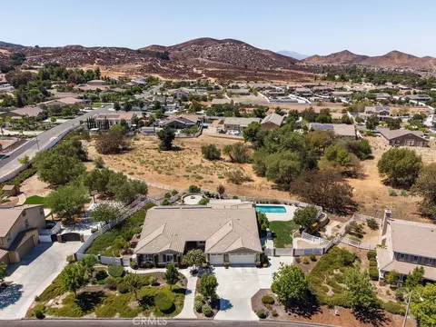 View/Area - 31645 Melvin St, Menifee, CA 92584 photo 2 of 6