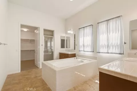 Bath - 31645 Melvin St, Menifee, CA 92584 photo 3 of 3