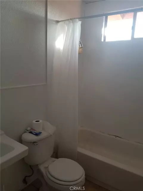Bath - 1266 E 14th, Blythe, CA 92225 photo 1 of 1
