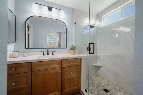 Bath - 6431 Teton Peak Ct, Rancho Cucamonga, CA 91737 photo 4 of 5